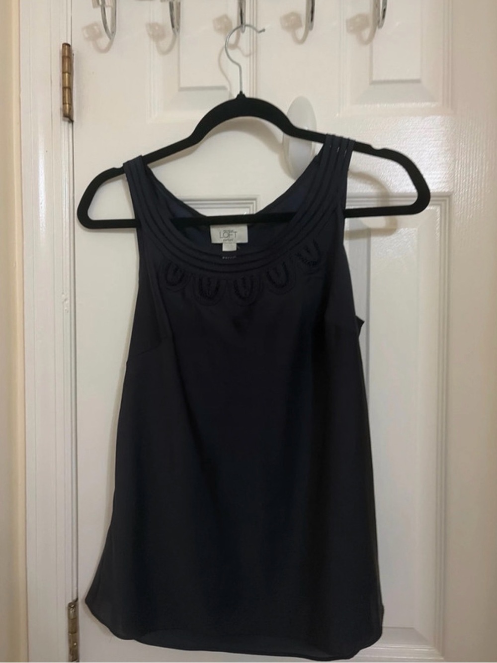 LOFT Black Sleeveless Embroidered Neck Camisole